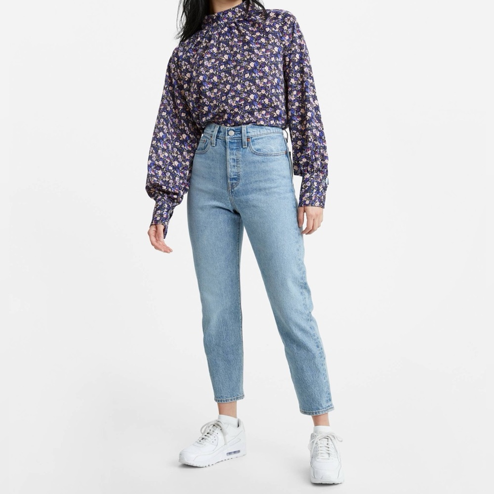 Levi Wedgie Icon High Rise Ankle Jeans